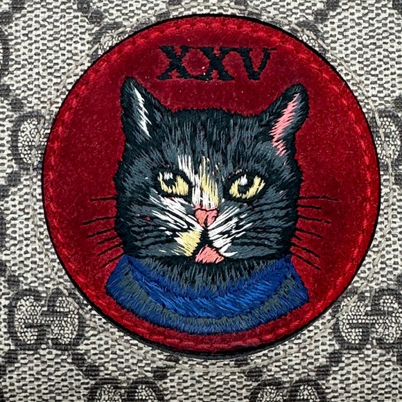 GUCCI Mystic Cat Zippy Wallet w Box, Ribbon & Gucci Tissue Paper - Picture 2 of 13